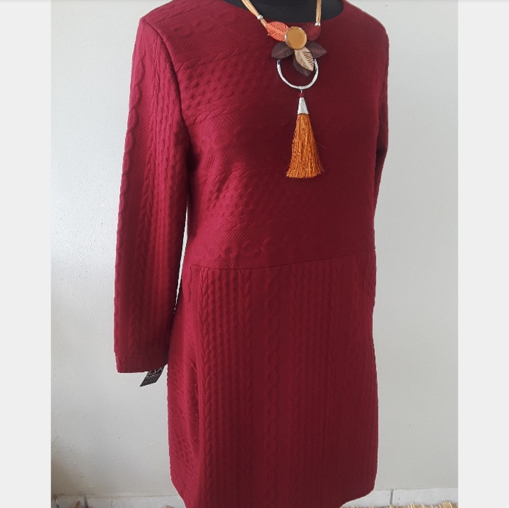 L LYX Warm Dress - Picture 2 of 6